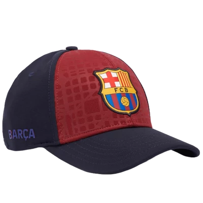A Barcelona klasszikus felnőtt sapkája